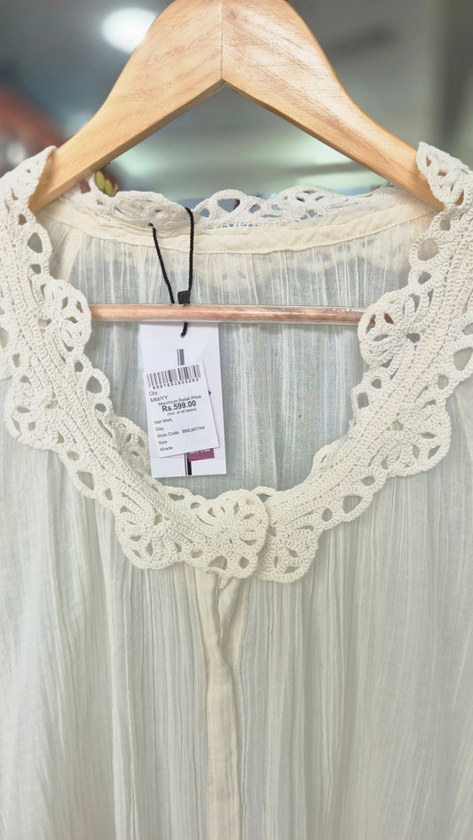 Women's Off-White Crochet Collar Long Sleeve Shirt