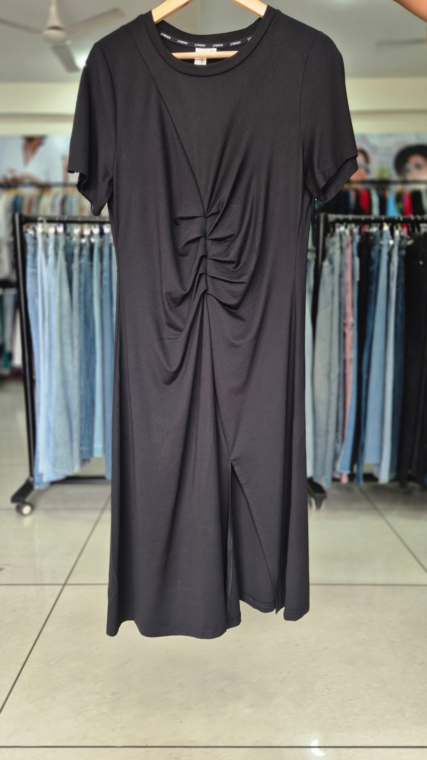 Elegant Black Knot-Front Midi Dress with Slit