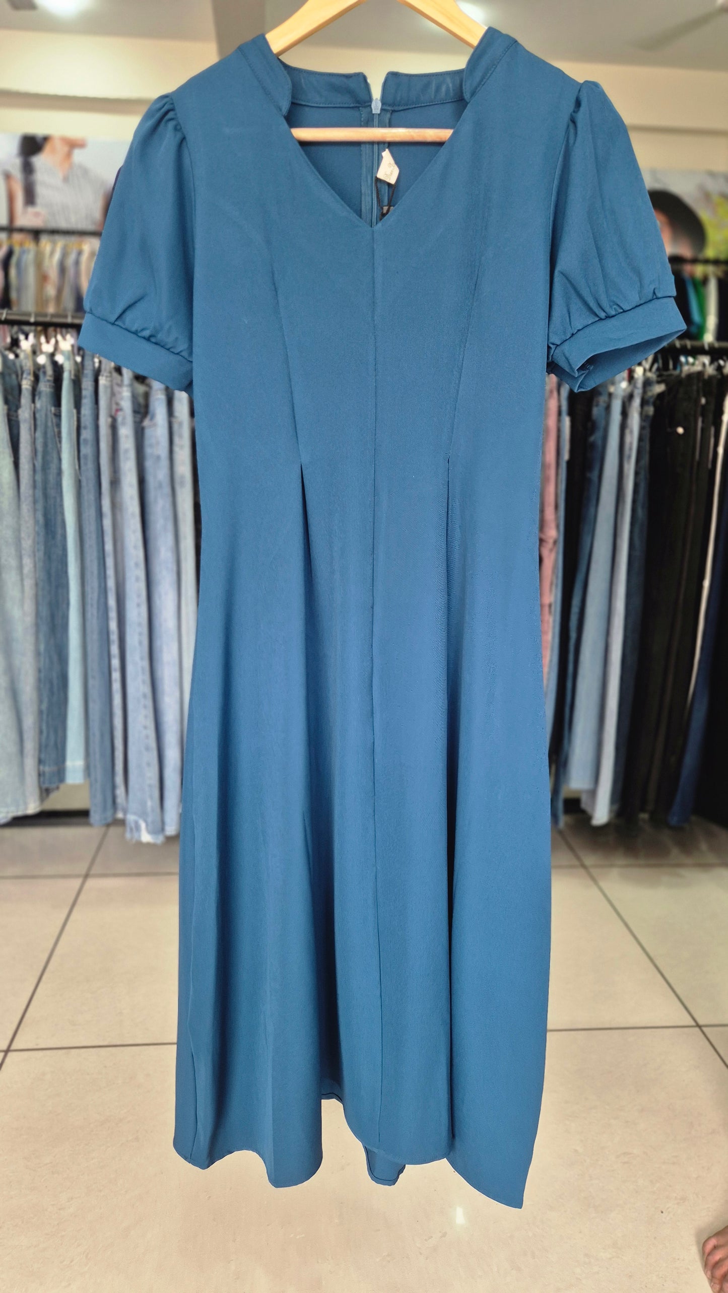 Royal Blue V-Neck Pleated A-Line Knee-Length Dress