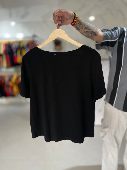 Women’s Solid Black Henley Neck T-Shirt – Minimal Casual Everyday Top