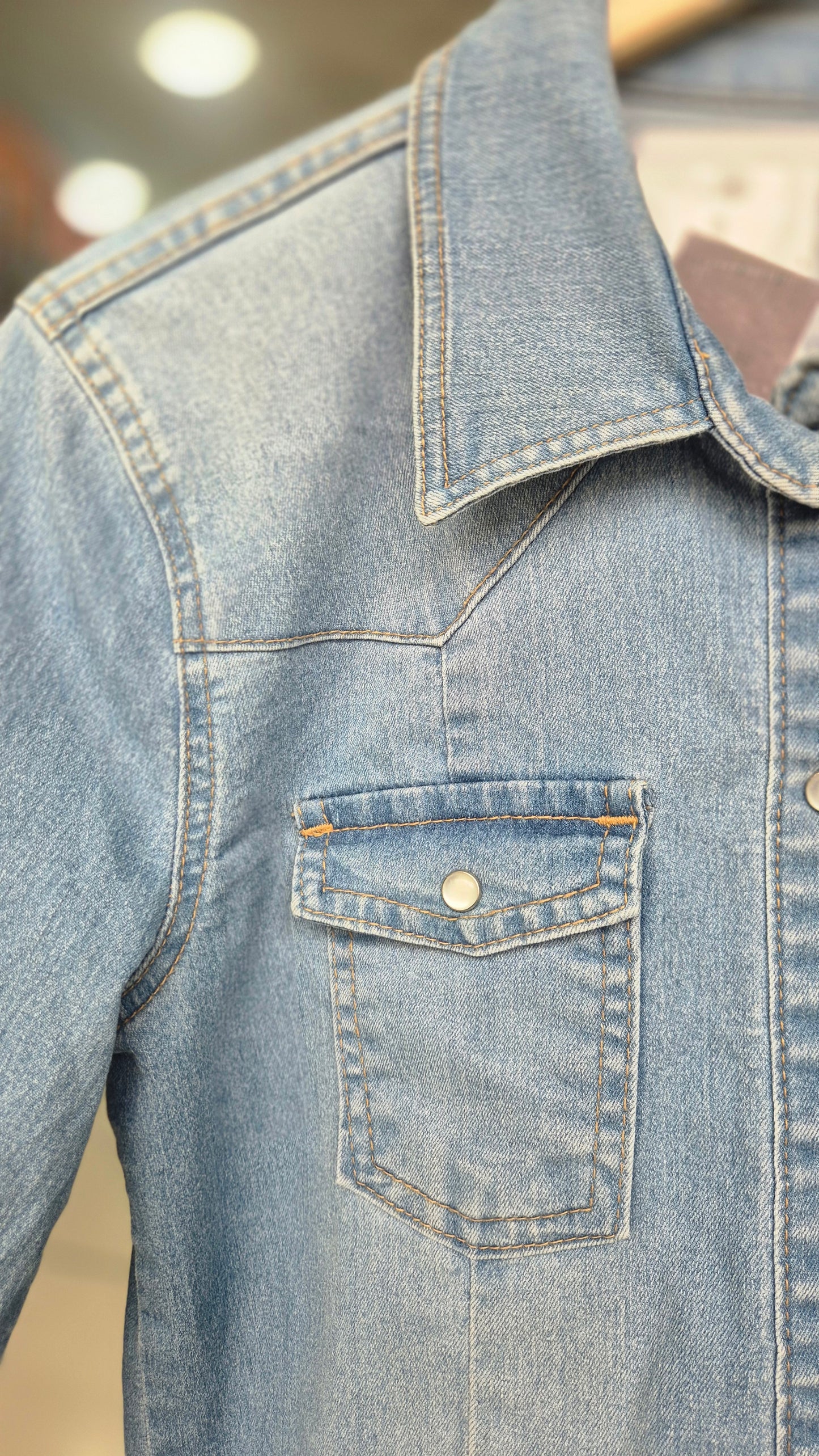 Women's Light Wash Western Snap-Button Denim Shirt
