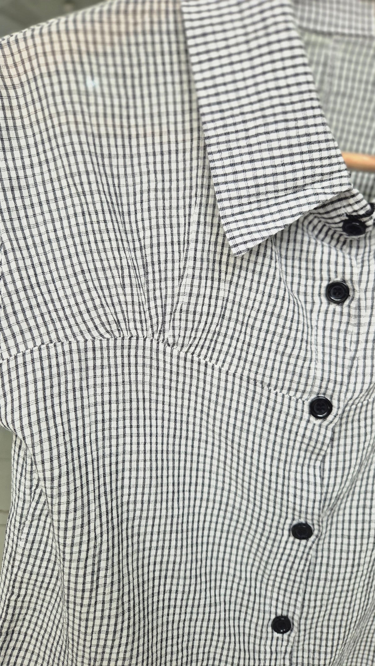 Women's Black and White Gingham Short Sleeve Button-Down Shirt