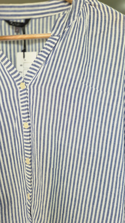 Relaxed Fit Three-Quarter Sleeve Shirt with High-Low Hem