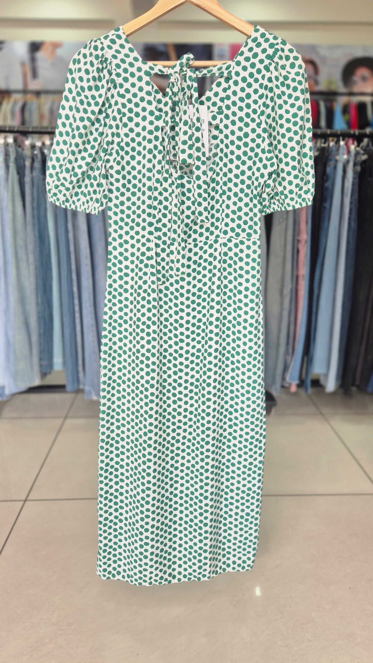 Green Polka Dot V-Neck Midi Dress with Puff Sleeves