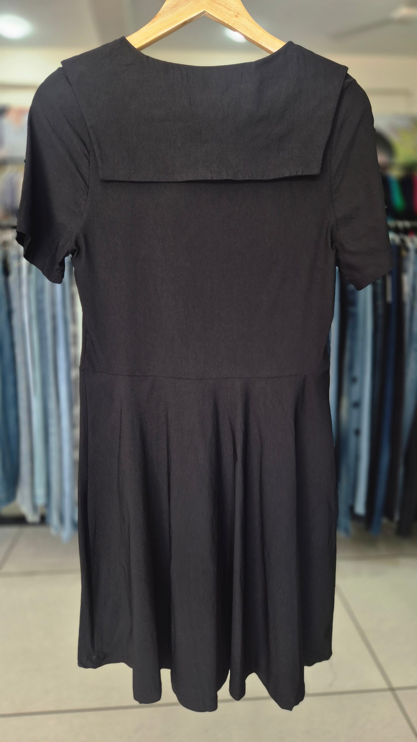 Black Short Sleeve Zip-Front Skater Dress with Sailor Collar