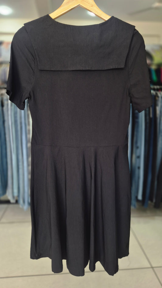 Black Short Sleeve Zip-Front Skater Dress with Sailor Collar